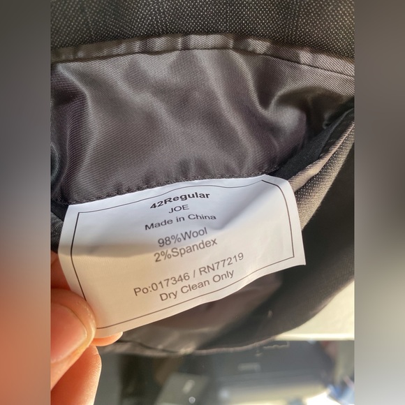 Like New Joseph Abboud Grey Suit - Picture 4 of 9